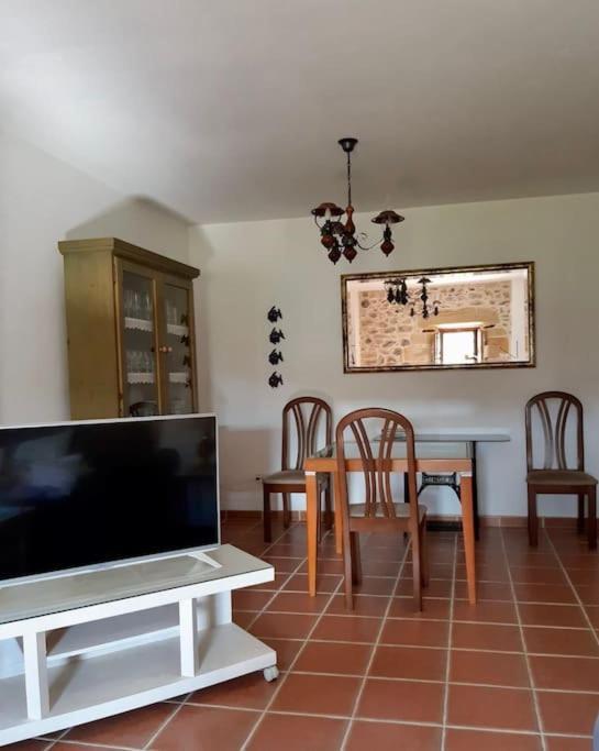 Solar Del Huyo Apartment San Mames de Meruelo Luaran gambar